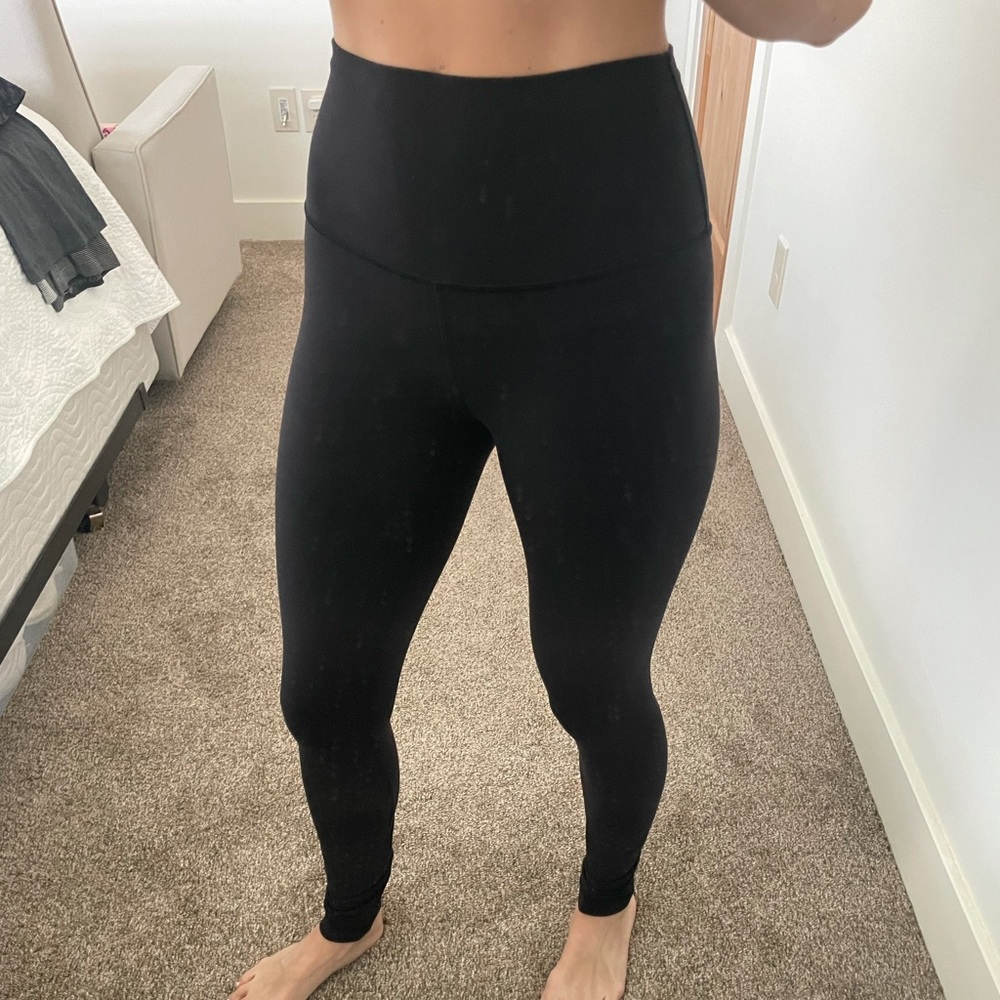 Lululemon wunder under 28” black size 4